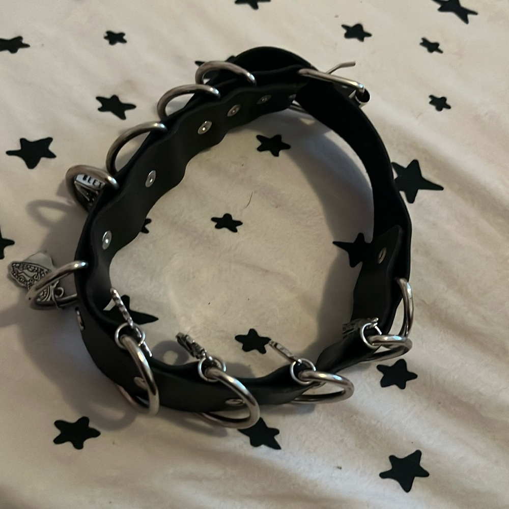 Beetlejuice choker